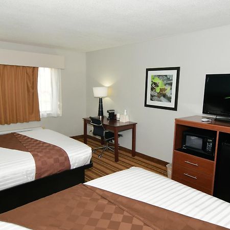 Rock Island Inn & Suites Marshalltown Exterior foto