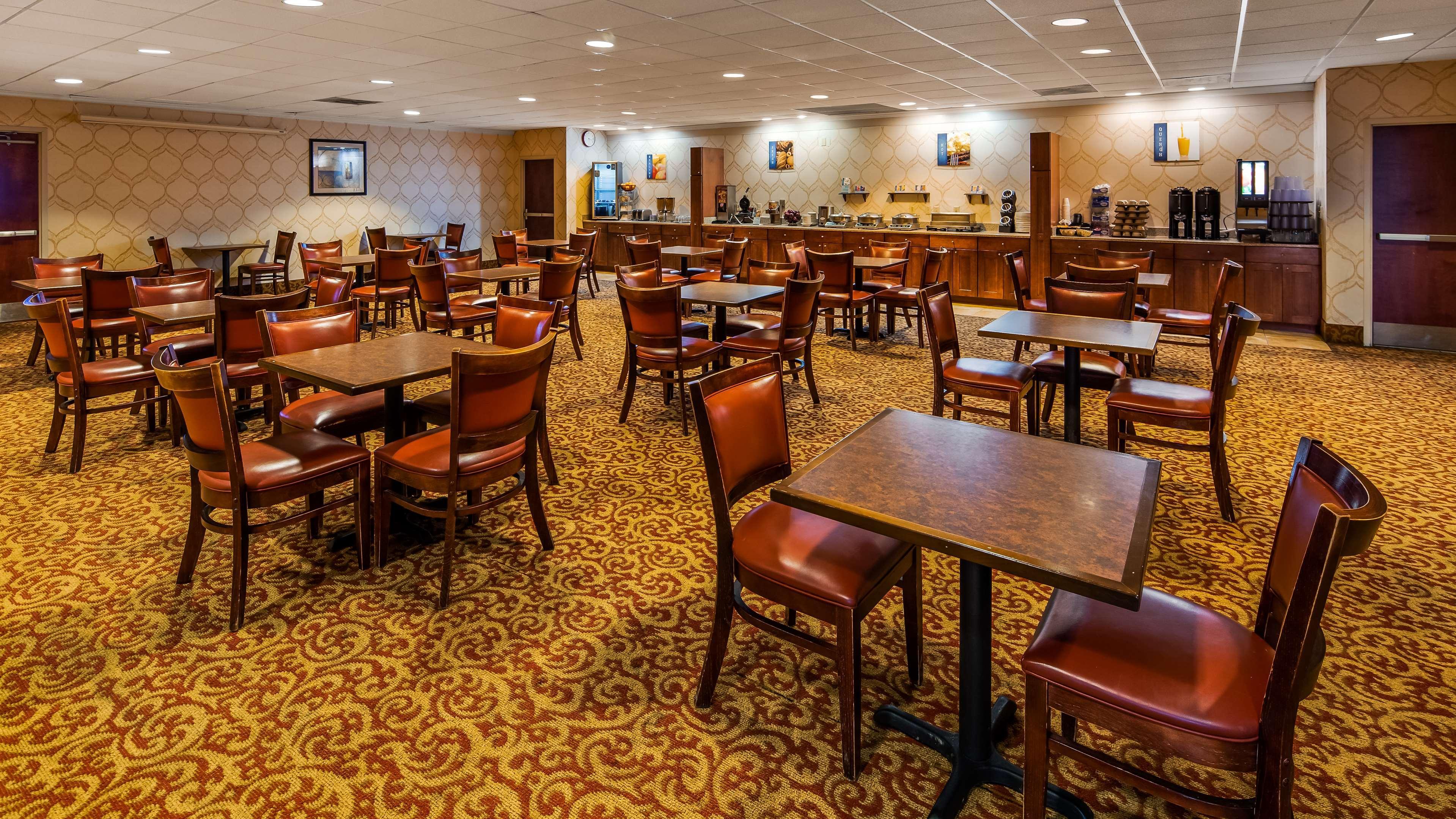 Rock Island Inn & Suites Marshalltown Exterior foto