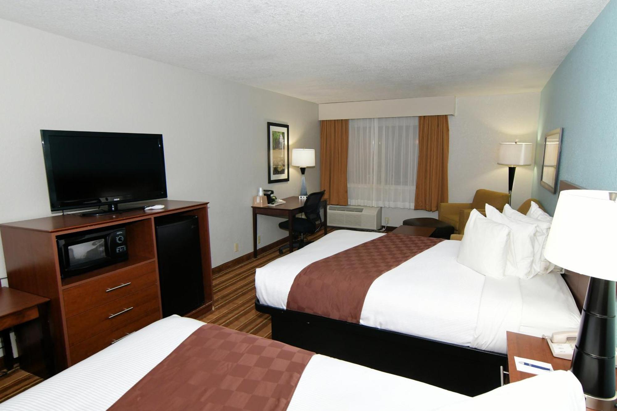 Rock Island Inn & Suites Marshalltown Exterior foto